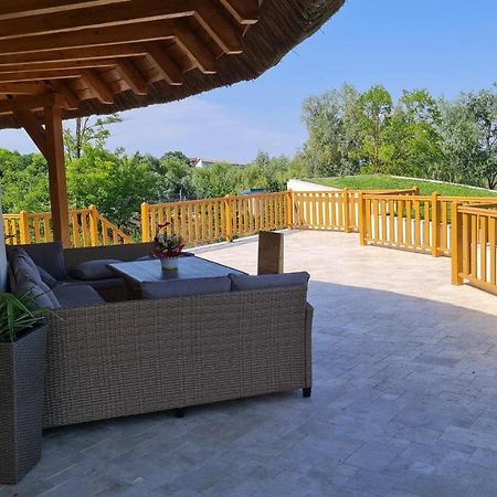 Pensiunea Nest Dunavăţu de Jos Exteriör bild