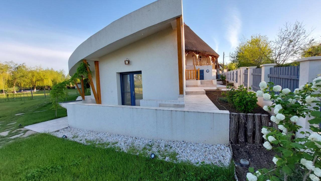 Pensiunea Nest Dunavăţu de Jos Exteriör bild